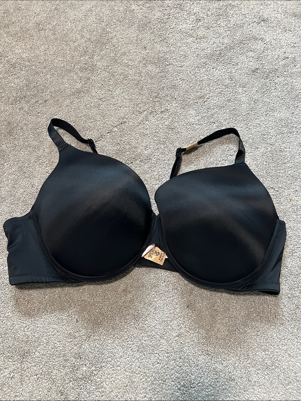 NWT Victoria’s Secret Pink Black Wear Everywhere Push-up Bra 44D